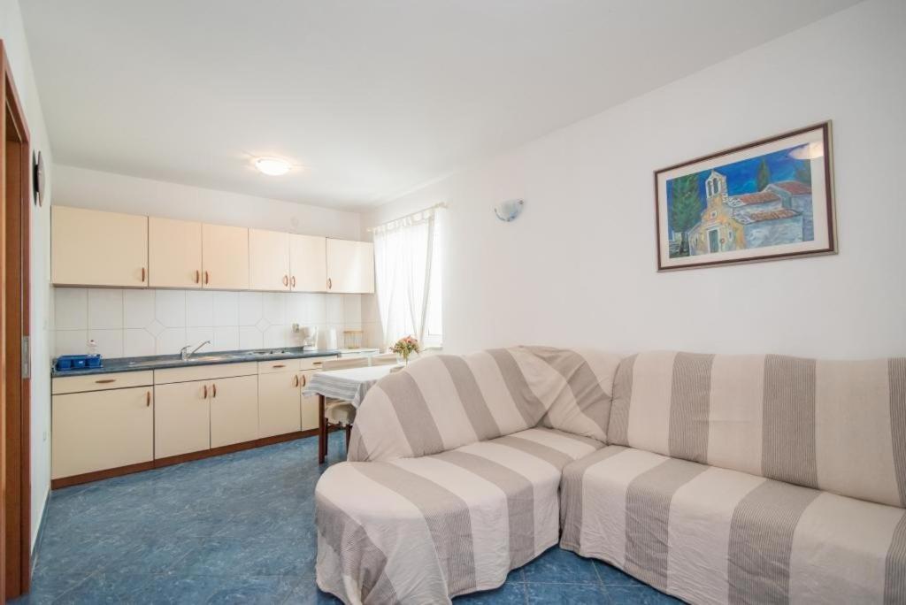 Apartments Batinic Supetar Dış mekan fotoğraf